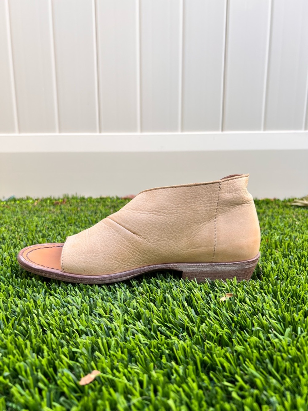 Free People Tan Leather Open-Toe Flats - Picture 6 of 9